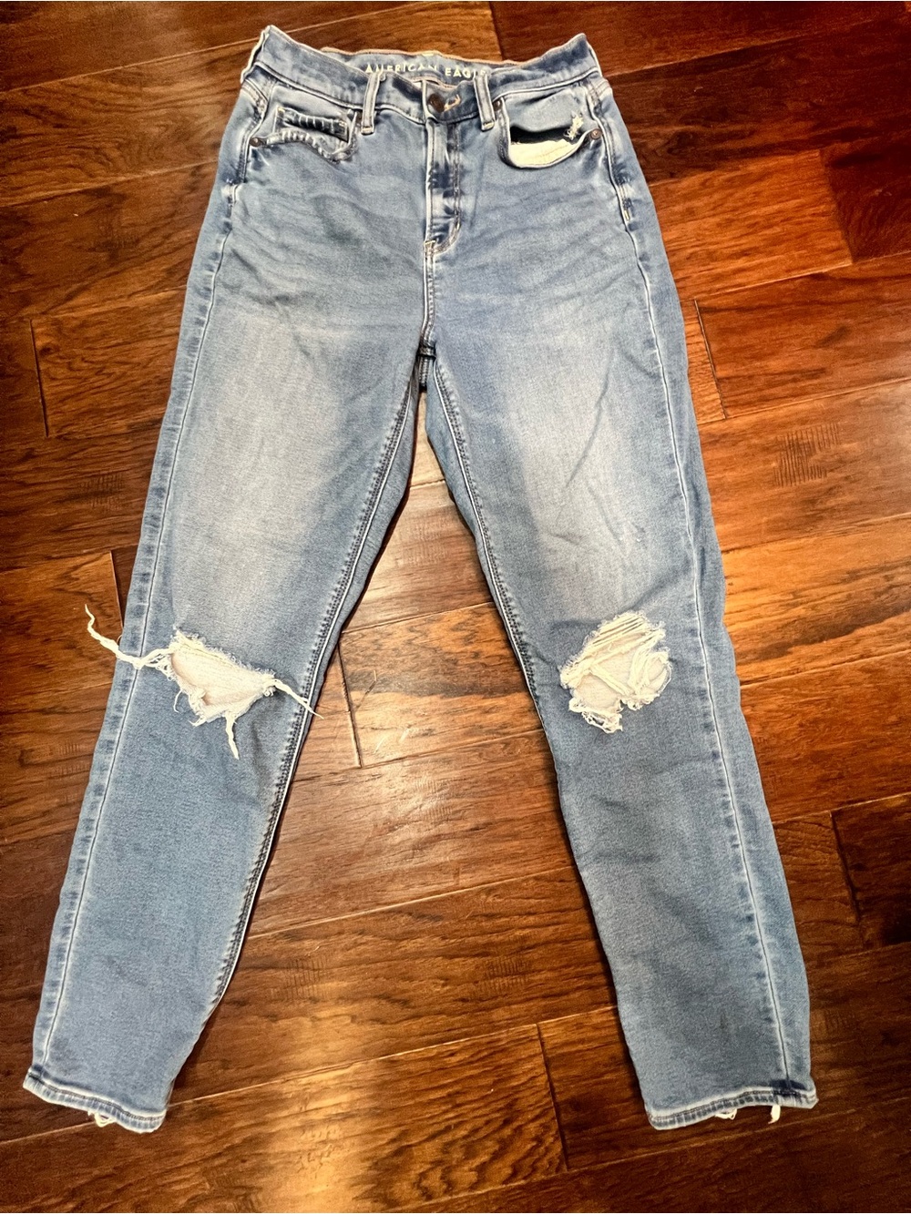 American Eagle Outfitters Light Blue mom jeans Distressed